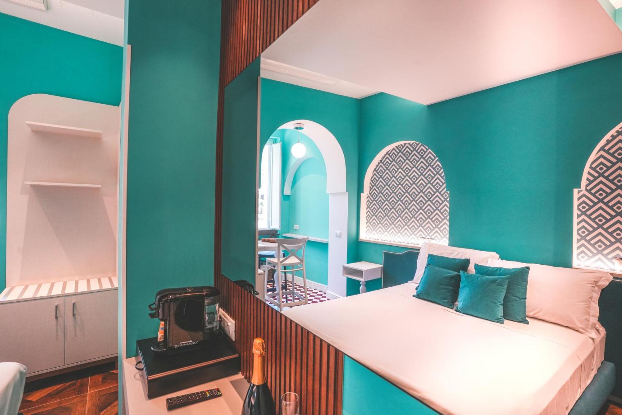 סורנטו Cafe Latino Suites מראה חיצוני תמונה